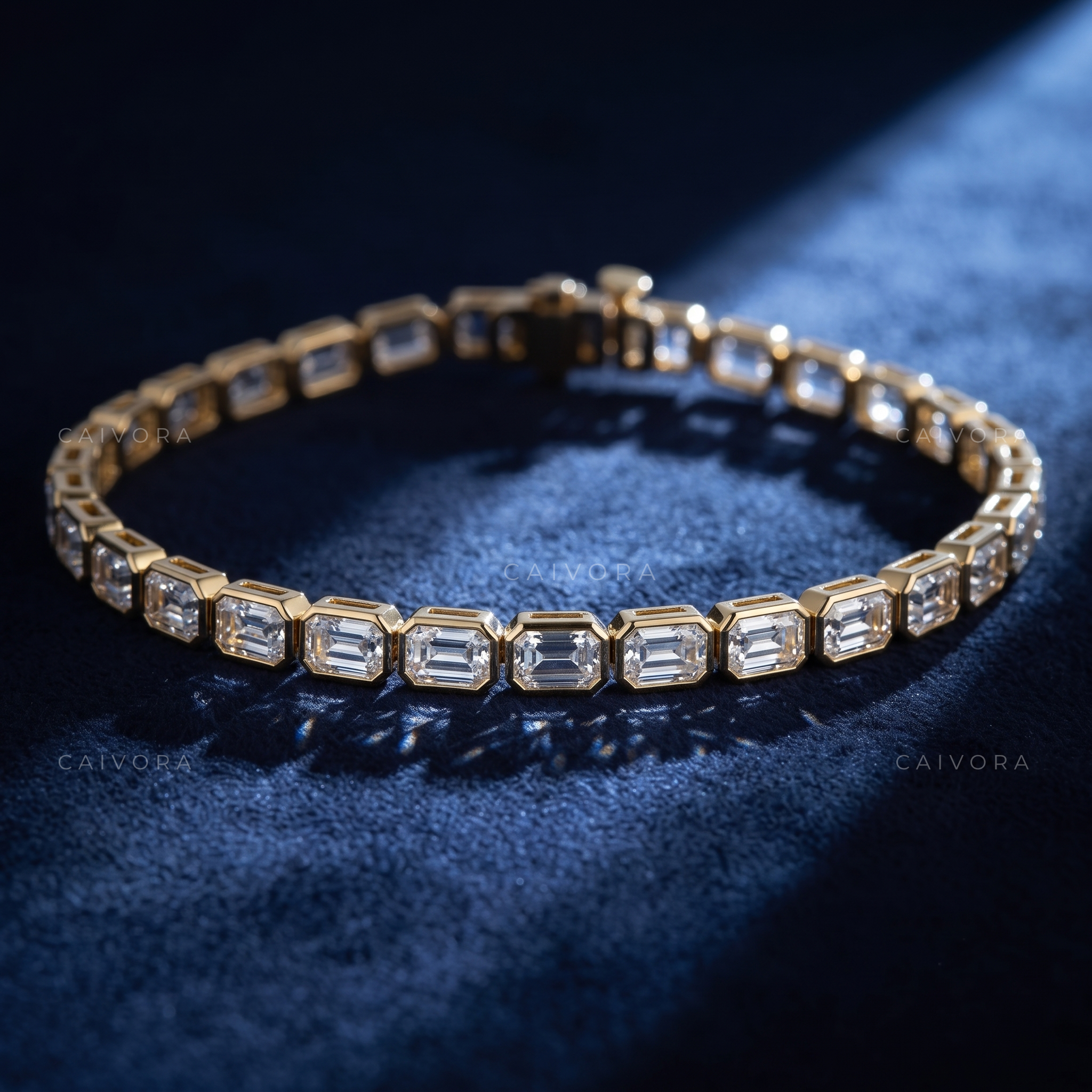 Sleek Emerald Bezel Tennis Bracelet