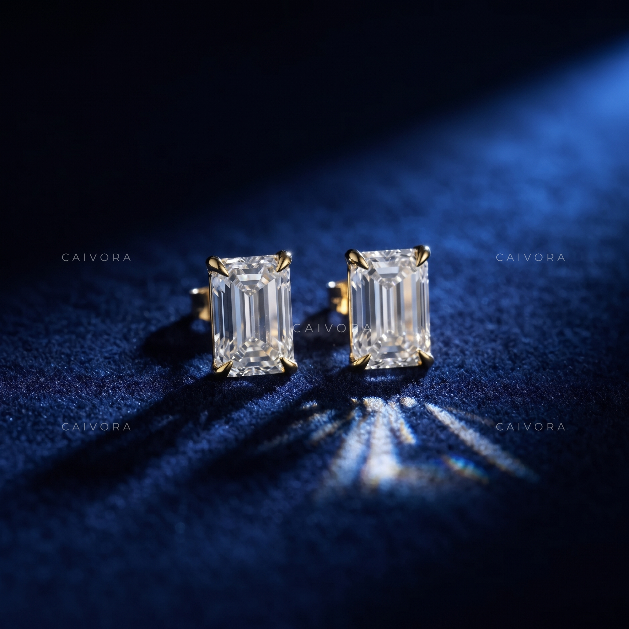 Geometric Silhouette Emerald-Cut Fine Studs