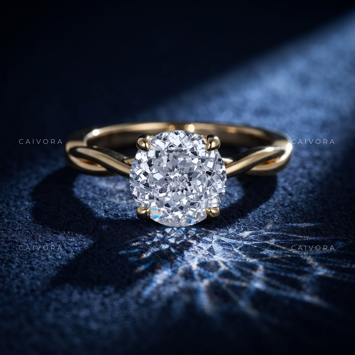 Refined Brilliance with a Portuguese Cut Center Diamond