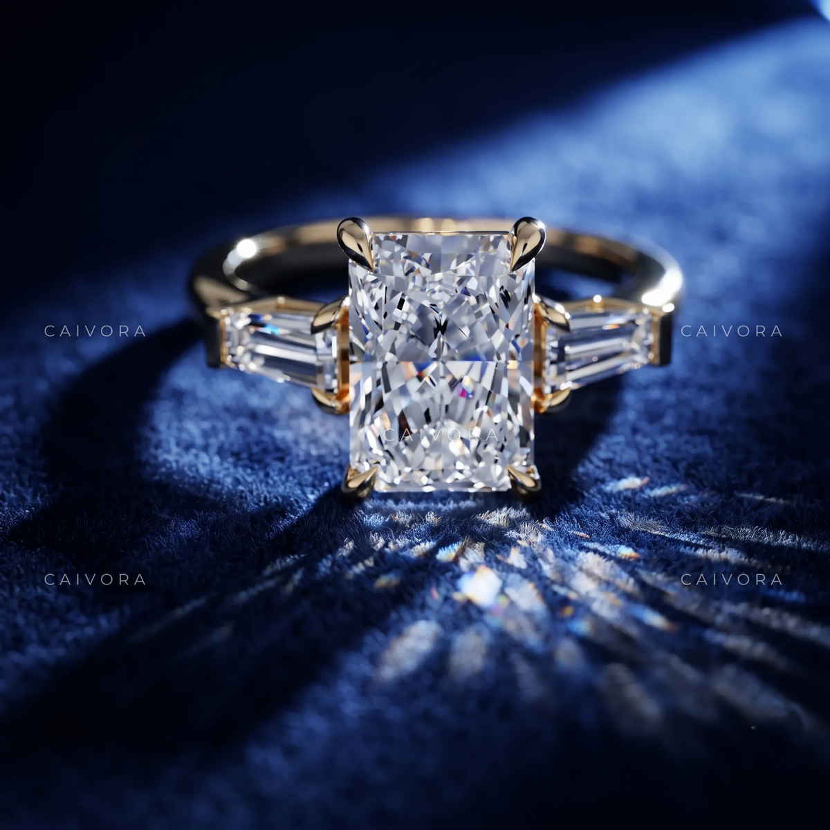 Luminous Structure with a Radiant Cut Center Diamond