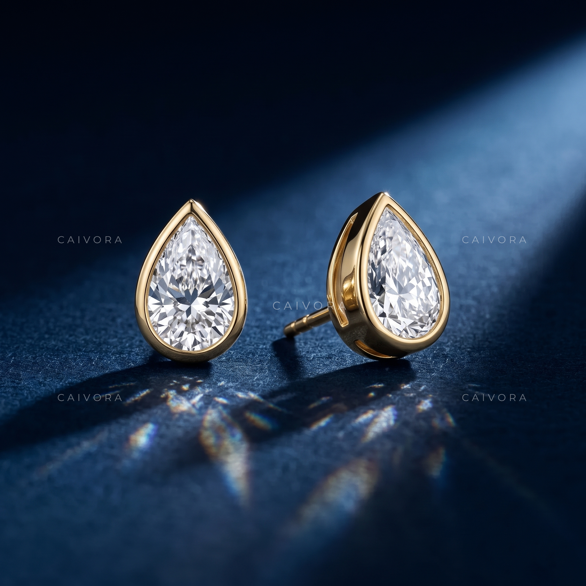The Serenelle Pear Solitaire Studs