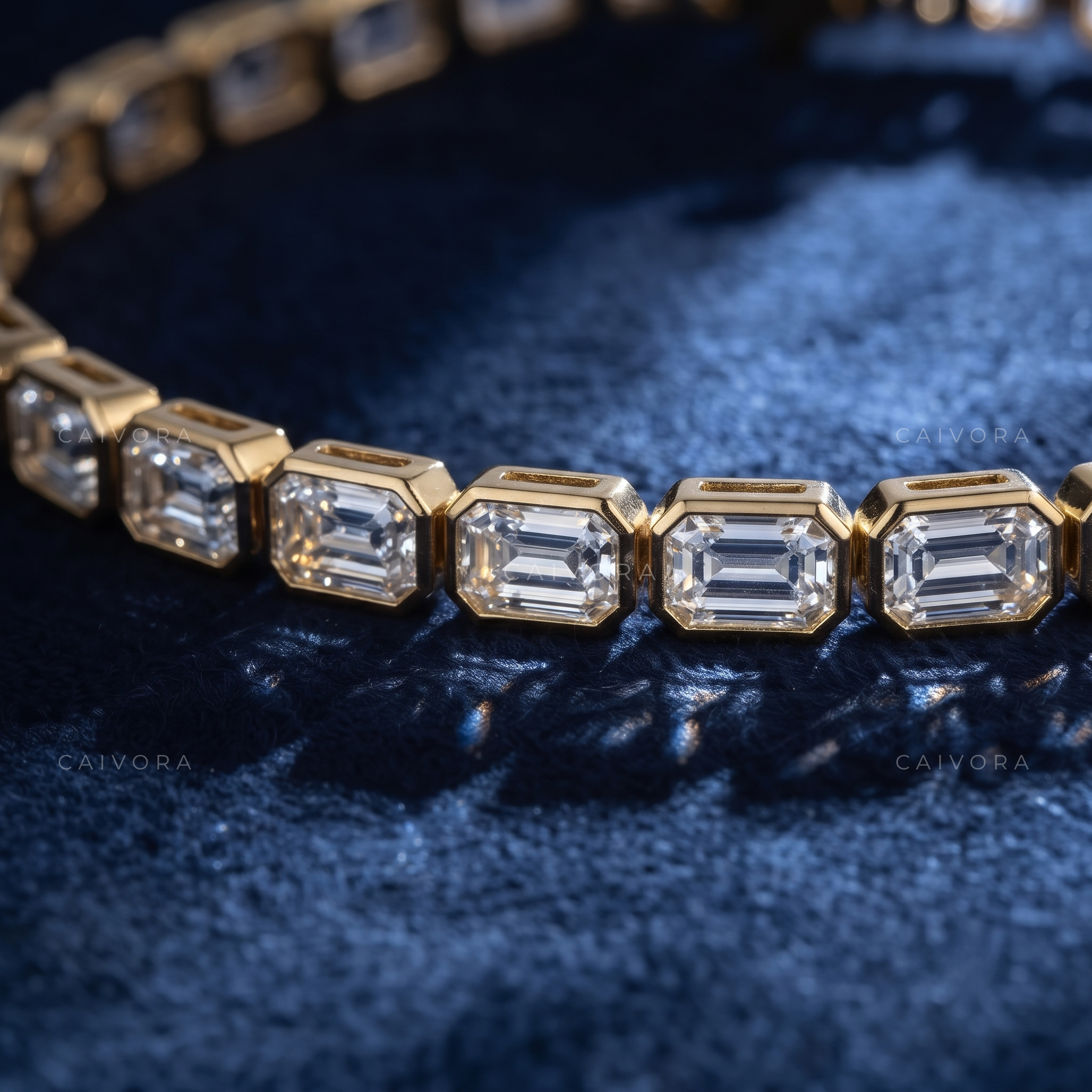 Sleek Emerald Bezel Tennis Bracelet