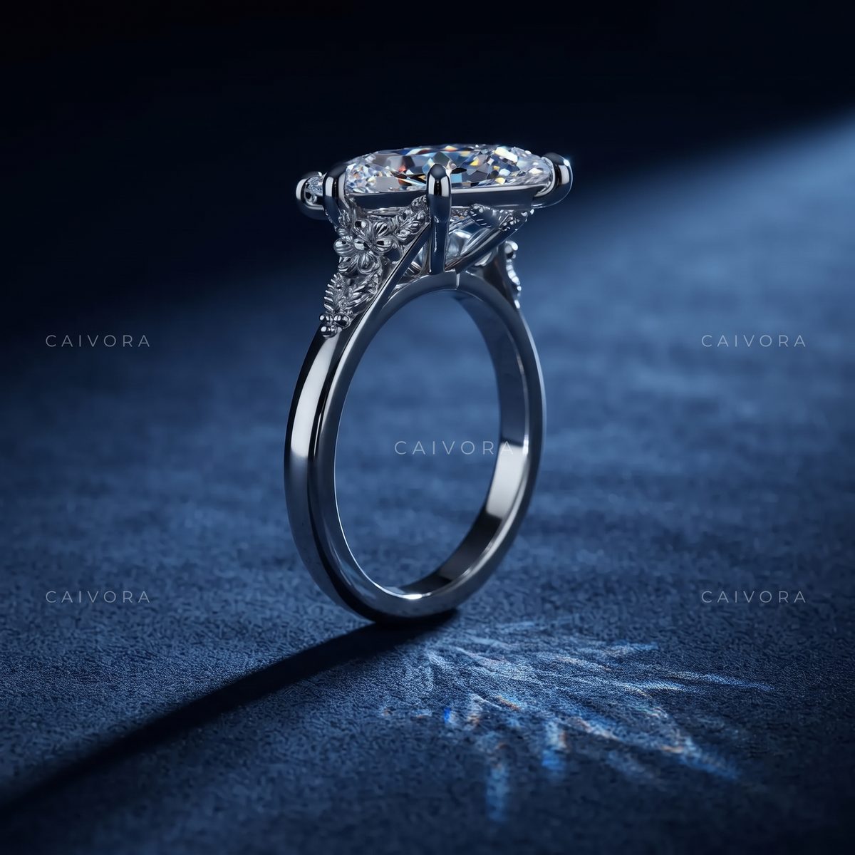 Evelora Sculpted Ring Showcasing a Dutch Marquise Diamond