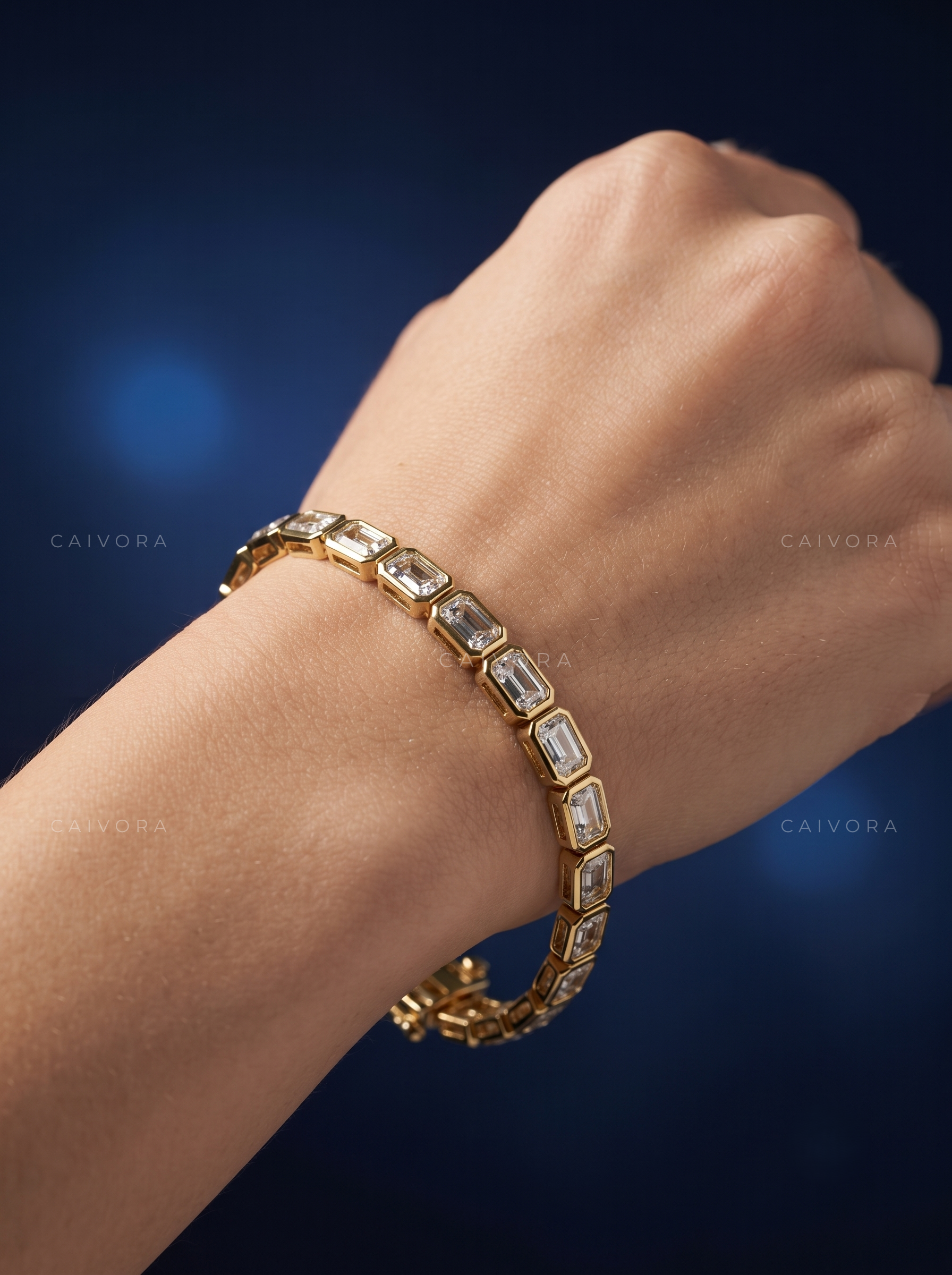 Emerald Bezel Tennis Bracelet