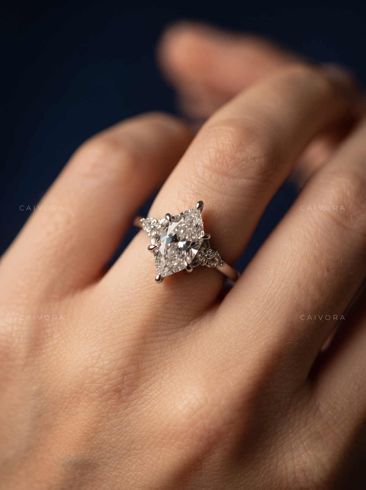 Evelora Sculpted Ring Showcasing a Dutch Marquise Diamond