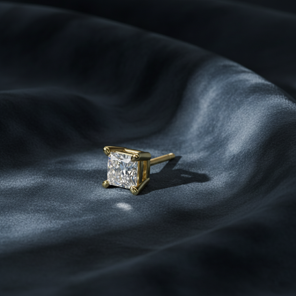 Bold Geometric Solo Diamond Stud