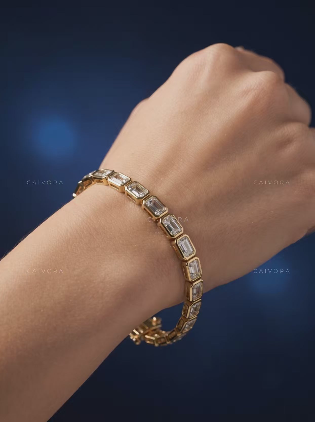 Emerald Bezel Tennis Bracelet